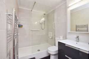 BATHROOM- click for photo gallery